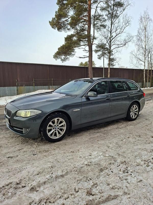 Begagnad BMW 520 184 HK (135 kW) 2011 Kombi