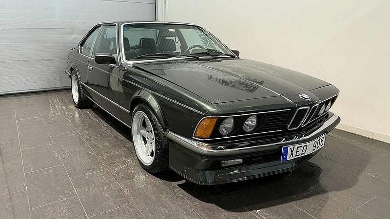 Mörkgrön Begagnad 1985 BMW 635 Sportkupé | 695 000 kr - Bild 1/4