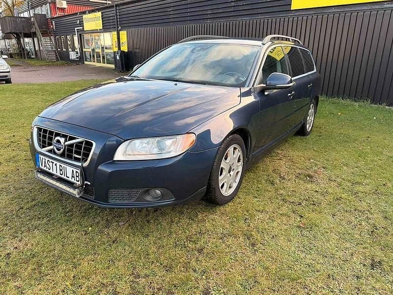 Blå Begagnad 2012 Volvo V70 Momentum Kombi | 49 900 kr (Lite dyr) - Bild 1/4
