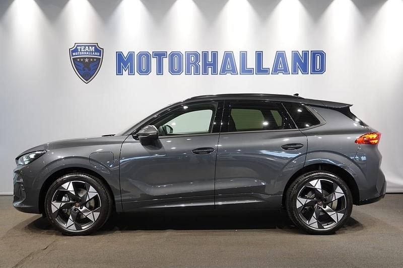 Grå Ny 2026 Cupra Terramar SUV | 539 400 kr (Dyr) - Bild 1/4