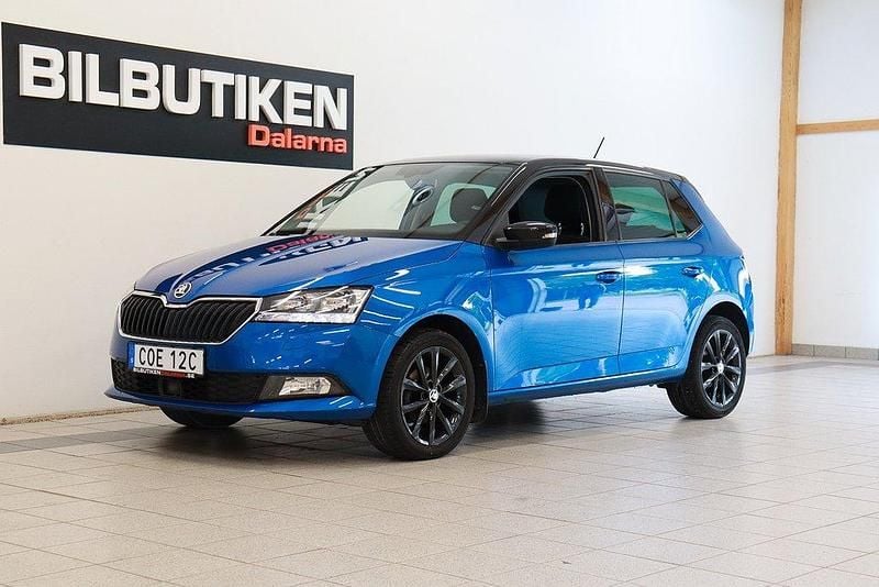 Blå Begagnad 2019 Skoda Fabia Style Halvkombi | 129 500 kr (Marknadspris) - Bild 1/4