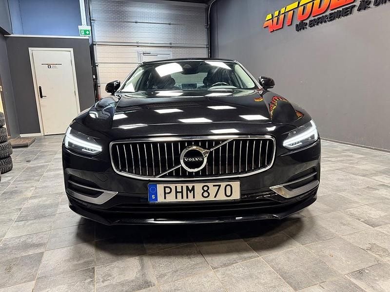 Begagnad Volvo S90 Inscription 254 HK (186 kW) 2017 Svart Sedan