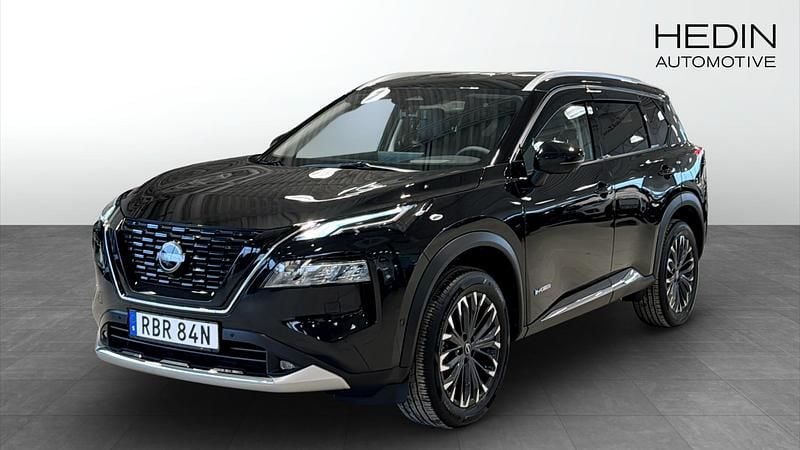 Svart Begagnad 2025 Nissan X-Trail Tekna SUV | 429 900 kr - Bild 1/4