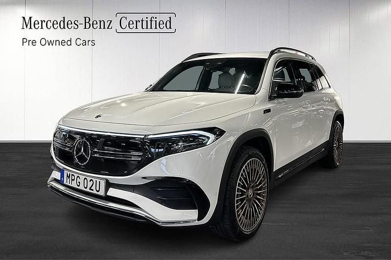 Begagnad Mercedes EQB300 AMG 169 kW (231 HK) 2022 Vit SUV