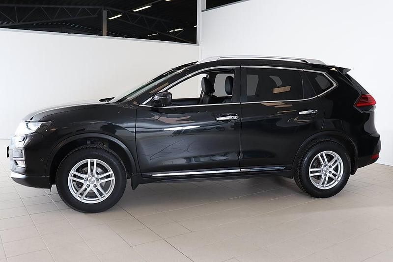 Begagnad Nissan X-Trail 360º 160 HK (117 kW) 2019 Svart SUV