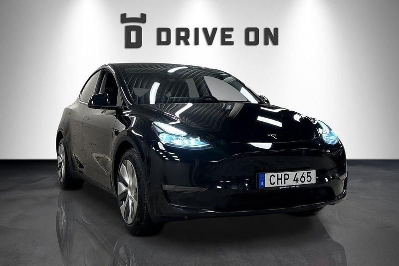 Svart Begagnad 2021 Tesla Model Y Long Range AWD SUV | 329 000 kr (Marknadspris) - Bild 1/4