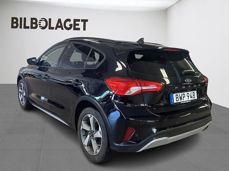 Begagnad Ford Focus Active 125 HK (91 kW) 2021 Svart
