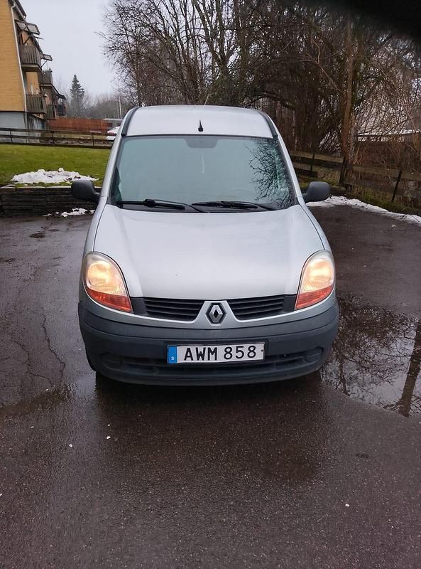 Begagnad Renault Kangoo 65 HK (47 kW) 2006
