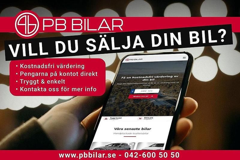 Begagnad Volvo V40 CC Momentum 191 HK (140 kW) 2015 Svart Kombi