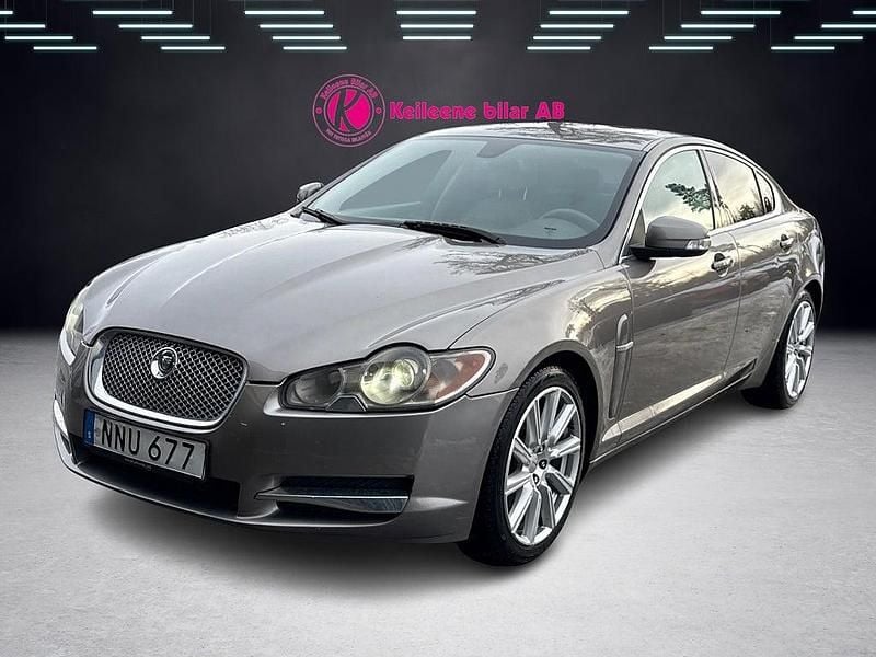 Begagnad Jaguar XF 207 HK (152 kW) 2008 Grå Sedan