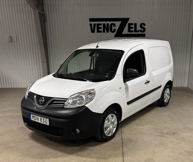 Vit Begagnad 2020 Nissan NV250 Van | 109 000 kr (Marknadspris) - Bild 1/4