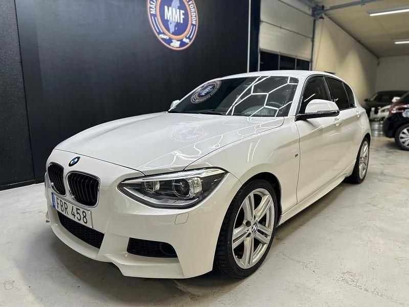 Begagnad BMW 116 M Sport 136 HK (100 kW) 2015 Vit Halvkombi