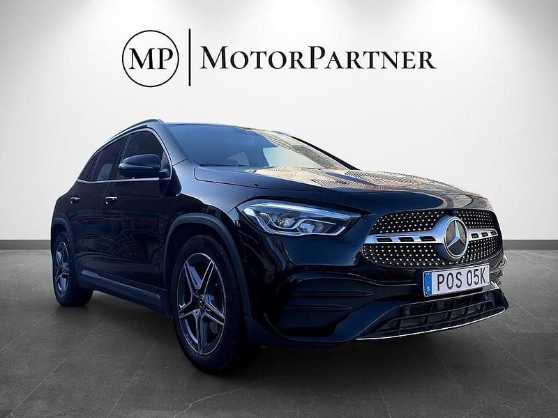 Begagnad Mercedes GLA200 AMG 150 HK (110 kW) 2022 Svart SUV