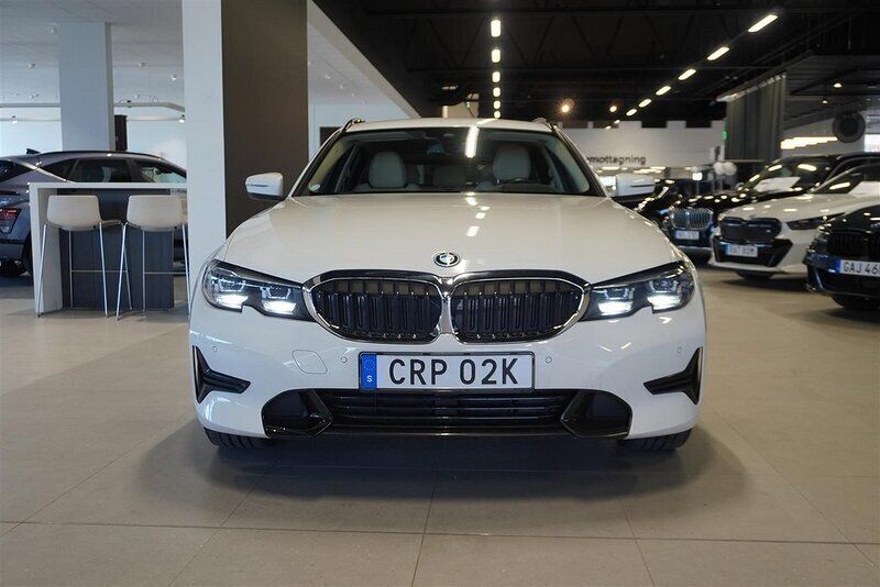 Begagnad BMW 330e Sport Line 184 HK (135 kW) 2021 Okänd Kombi