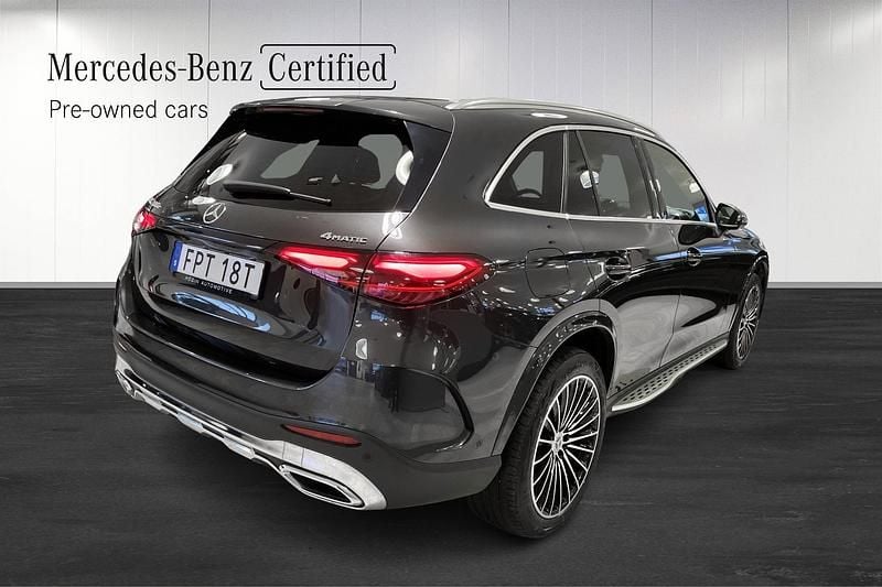 Begagnad Mercedes GLC300e AMG 2023 Svart SUV