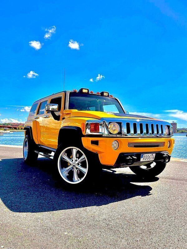 Grå (gul) Begagnad 2006 Hummer H3 SUV | 499 900 kr - Bild 1/4