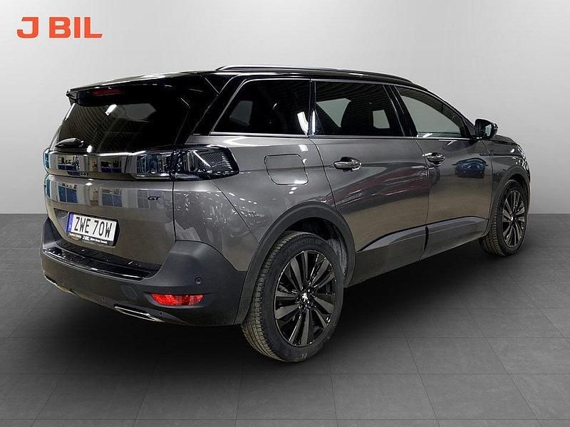 Begagnad Peugeot 5008 GT 131 HK (96 kW) 2024 Grå SUV