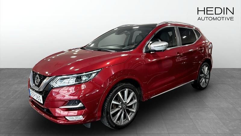 Röd metallic Begagnad 2019 Nissan Qashqai Tekna+ SUV | 169 900 kr (Bra pris) - Bild 1/4