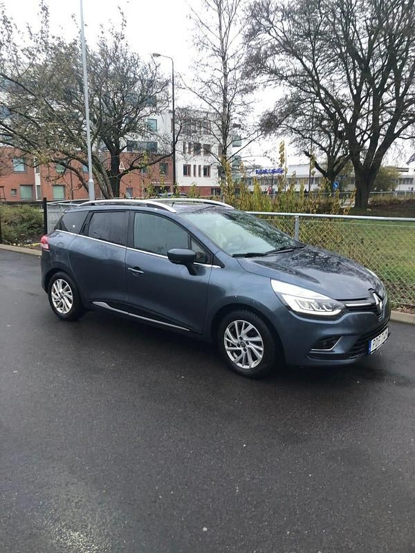Begagnad 2019 Renault Clio GrandTour Kombi | 99 000 kr (Bra pris) - Bild 1/4