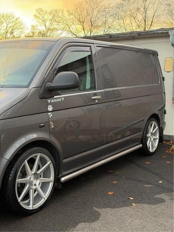 Begagnad VW T5 140 HK (102 kW) 2014 Grå Van