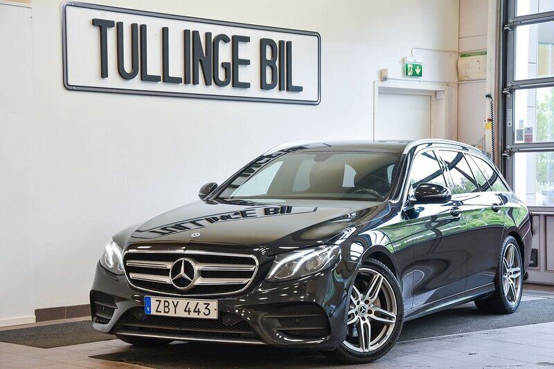 Svart Begagnad 2017 Mercedes E220 AMG Kombi | 239 900 kr (Marknadspris) - Bild 1/4
