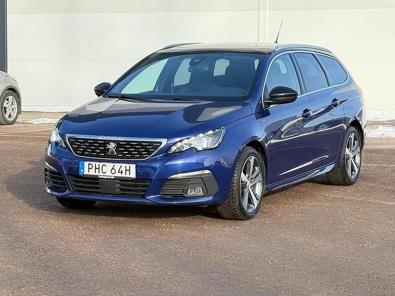 Begagnad Peugeot 308 SW GT-line 131 HK (96 kW) 2019 Blå metallic Kombi