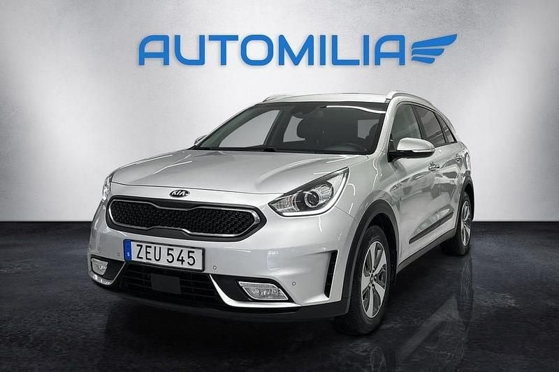 Begagnad Kia Niro Advance 141 HK (103 kW) 2017 Grå SUV