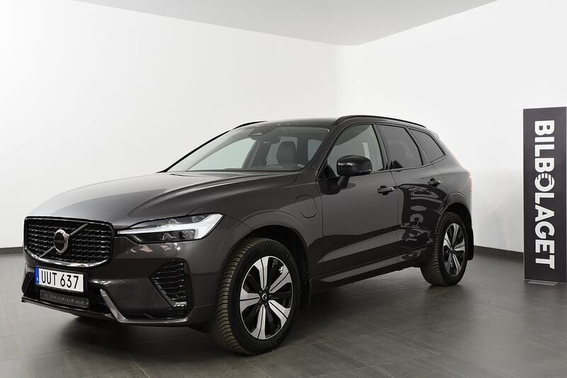 Grå Begagnad 2023 Volvo XC60 Plus SUV | 509 800 kr (Dyr) - Bild 1/4