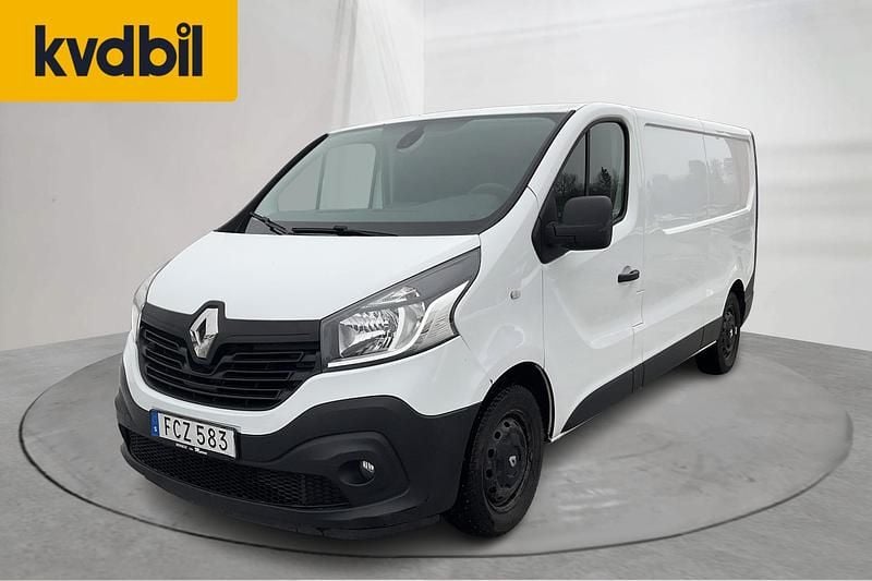 Begagnad Renault Trafic 140 HK (102 kW) 2015 Vit Minibuss