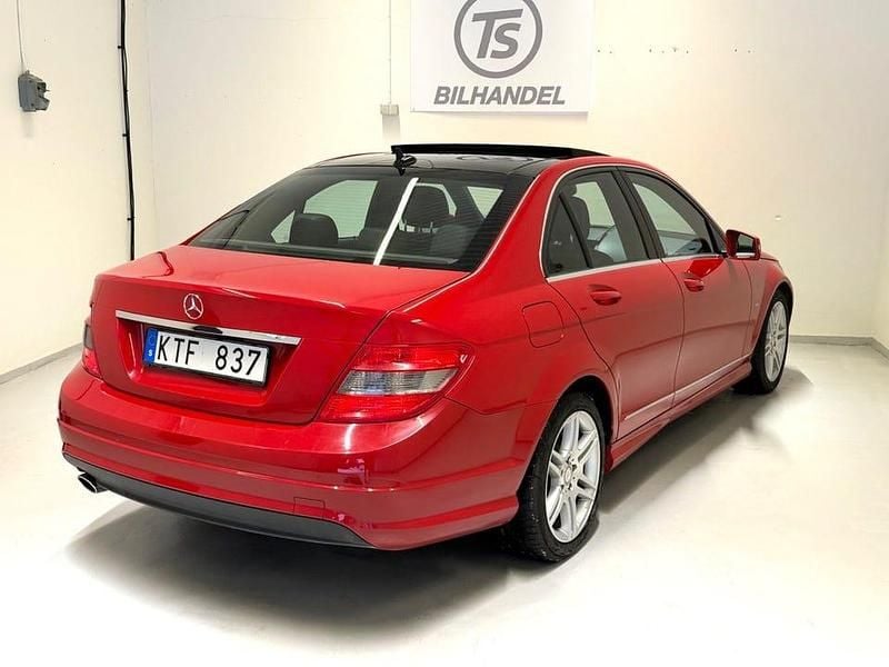 Begagnad Mercedes C180 AMG 156 HK (114 kW) 2010 Röd