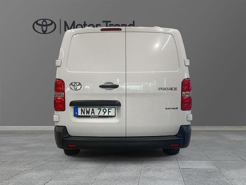 Begagnad Toyota Proace 2024 Vit Minibuss