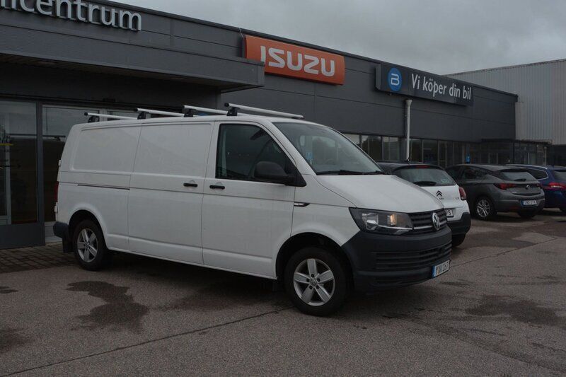 Vit Begagnad 2018 VW T6 Van | 154 900 kr (Superpris) - Bild 1/4