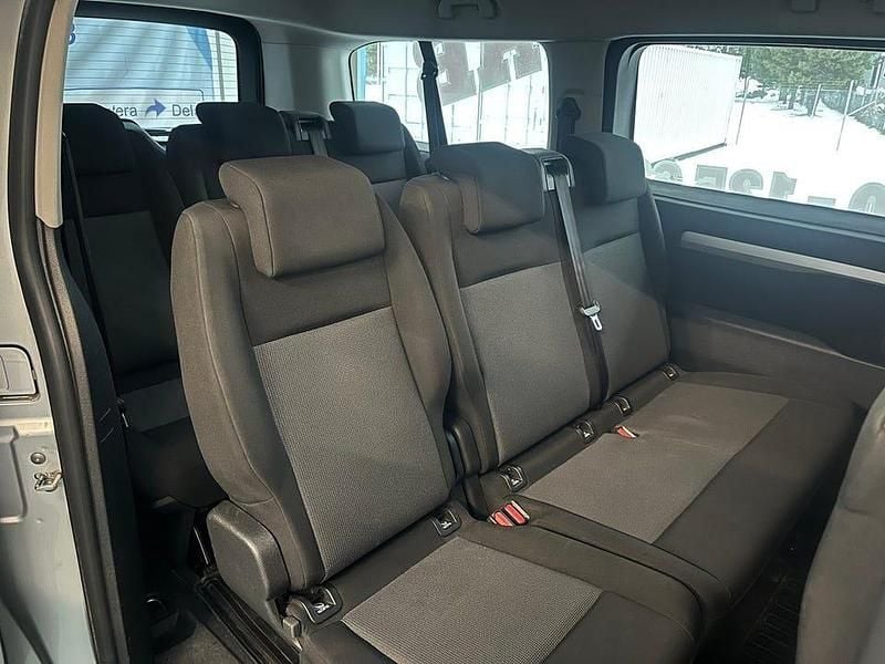 Begagnad Toyota Proace Verso 120 HK (88 kW) 2019 Silver Kombi
