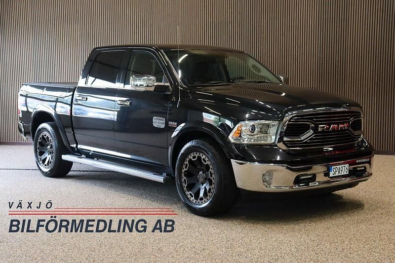 Svart Begagnad 2018 Dodge Ram Pickup | 550 000 kr - Bild 1/4