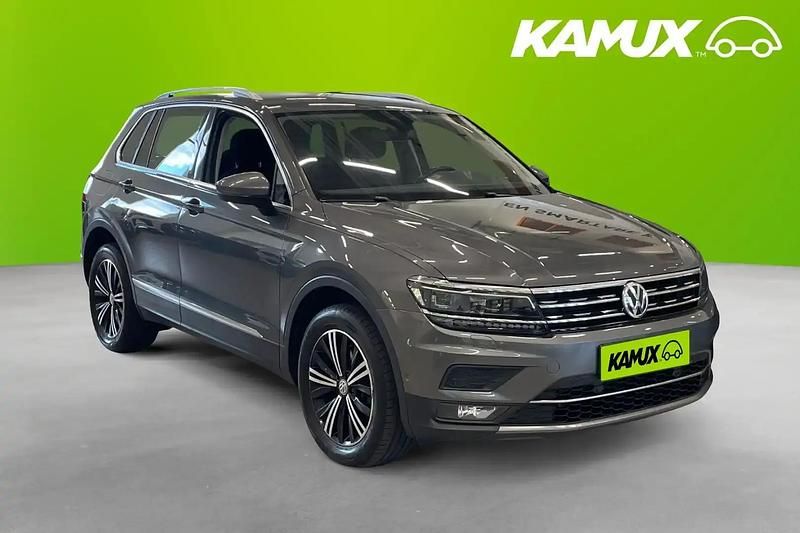 Silver Begagnad 2018 VW Tiguan Executive SUV | 239 900 kr (Bra pris) - Bild 1/4