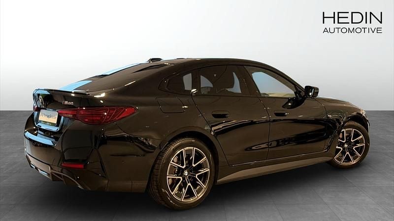 Begagnad BMW i4 Comfort Edition 442 kW (601 HK) 2025 Svart Sedan