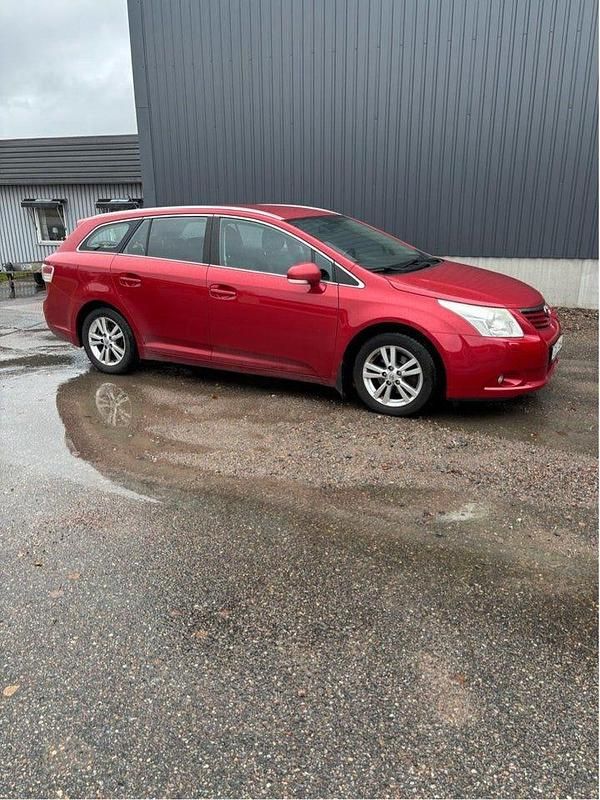 Begagnad 2009 Toyota Avensis Business Edition Kombi | 46 000 kr (Lite dyr) - Bild 1/1