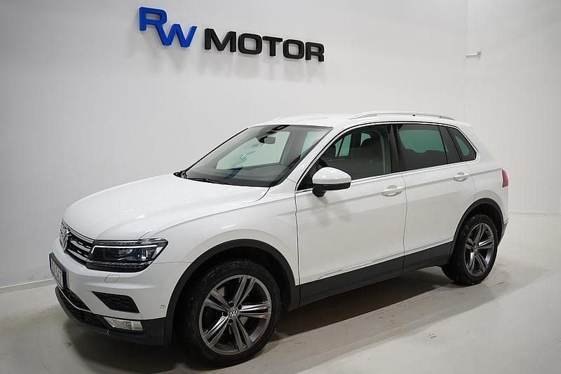 Vit Begagnad 2017 VW Tiguan GT SUV | 178 900 kr (Bra pris) - Bild 1/4