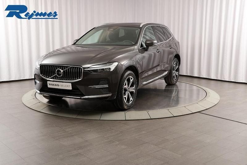 Grå Begagnad 2021 Volvo XC60 Inscription SUV | 369 900 kr (Bra pris) - Bild 1/4