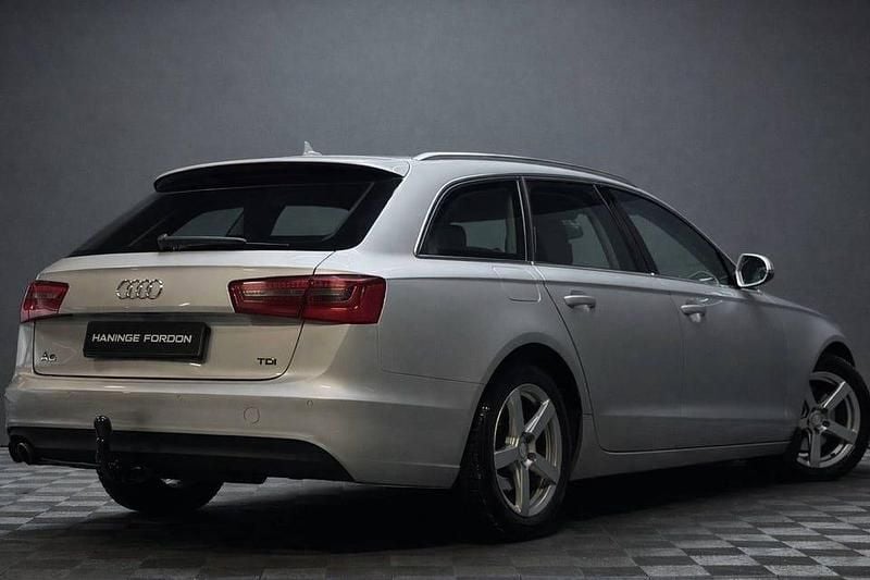 Begagnad Audi A6 Comfort 177 HK (130 kW) 2015 Silver Kombi