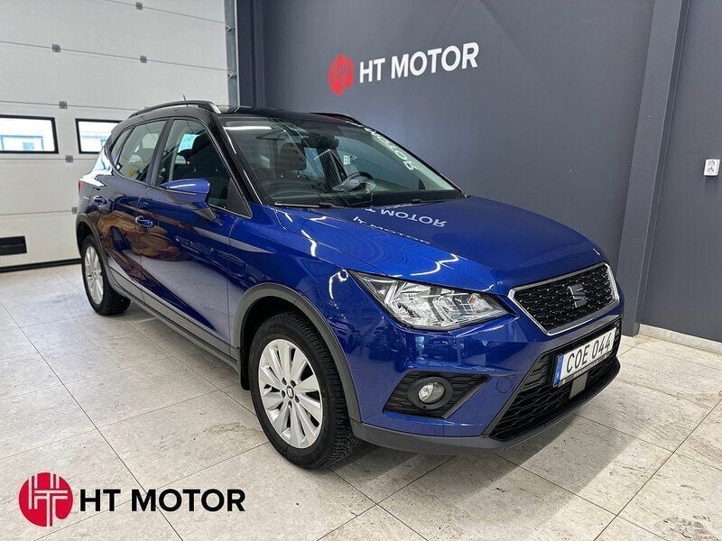 Blå Begagnad 2018 Seat Arona Style SUV | 134 900 kr (Marknadspris) - Bild 1/4
