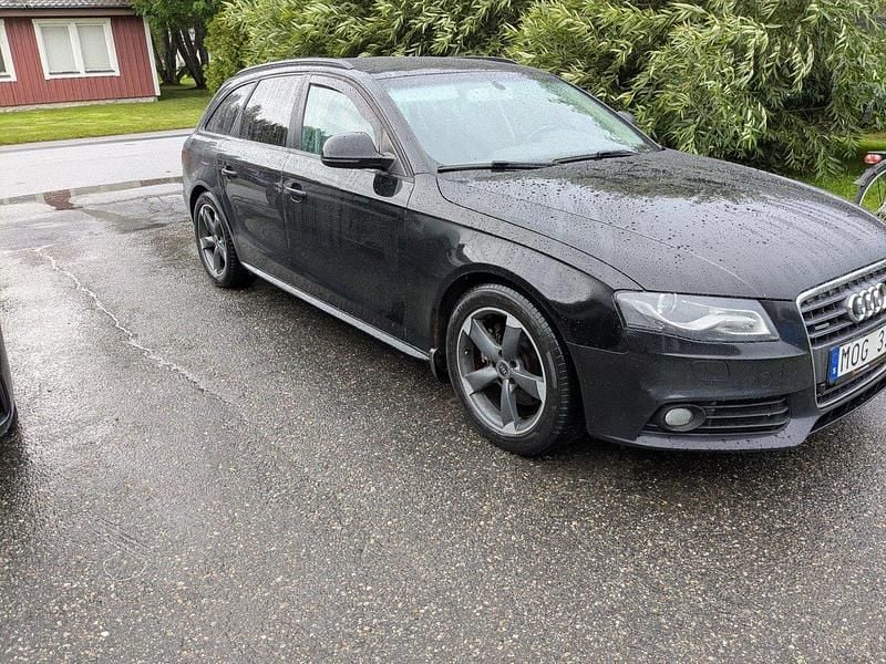 Svart Begagnad 2009 Audi A4 Kombi | 48 000 kr (Marknadspris) - Bild 1/3