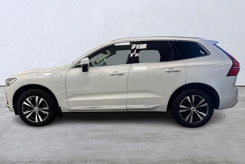 Begagnad Volvo XC60 355 HK (261 kW) 2022 Vit SUV