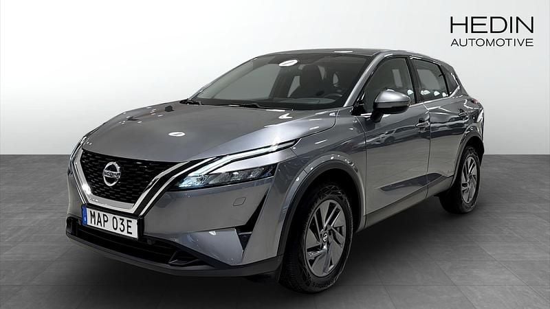 Grå Begagnad 2023 Nissan Qashqai SUV | 249 900 kr (Bra pris) - Bild 1/4