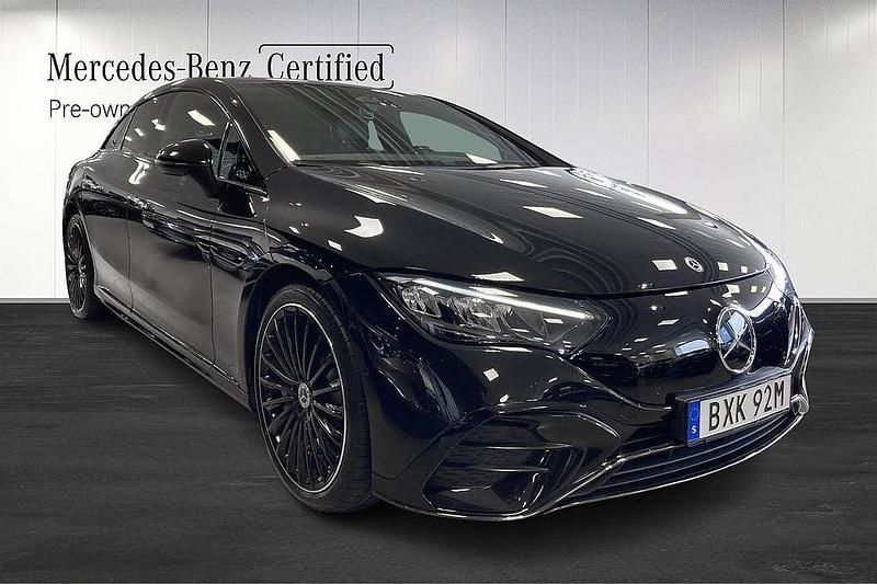 Begagnad Mercedes EQE350 AMG line 215 kW (293 HK) 2024 Svart Sedan