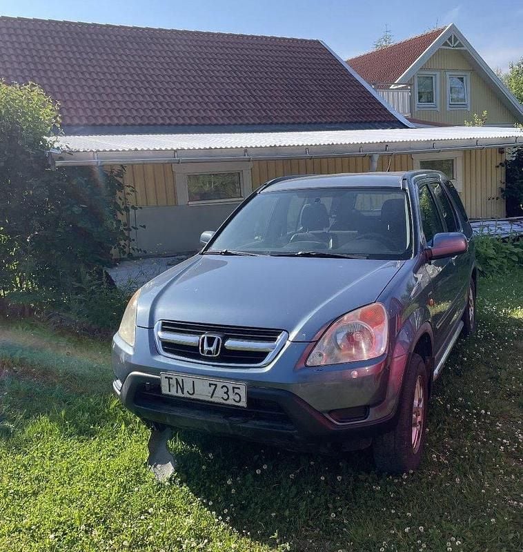Blå Begagnad 2002 Honda CR-V SUV | 5 000 kr (Superpris) - Bild 1/1
