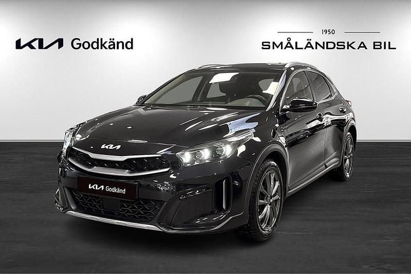 Svart Begagnad 2022 Kia XCeed SUV | 259 000 kr (Marknadspris) - Bild 1/4