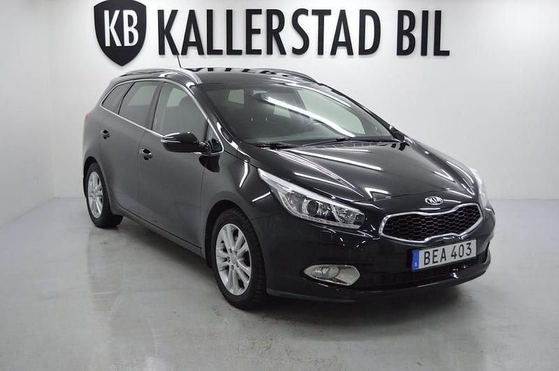 Begagnad Kia Ceed Sportswagon Comfort 128 HK (94 kW) 2014 Svart Kombi