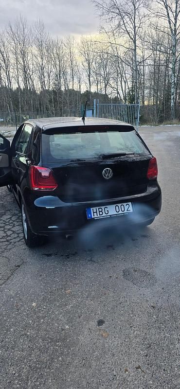 Begagnad 2012 VW Polo Halvkombi | 38 000 kr (Superpris) - Bild 1/3