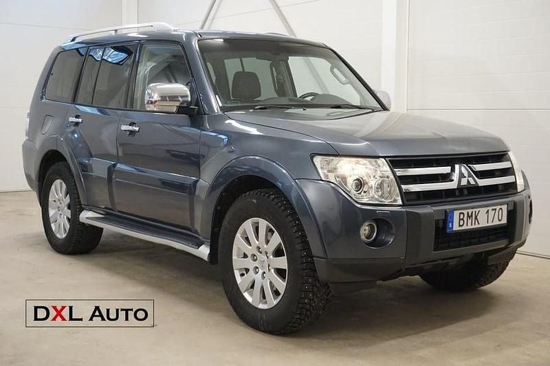 Begagnad Mitsubishi Pajero 170 HK (125 kW) 2008 Grå SUV